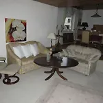 Entire House, Quiet Location, Garden, Parking