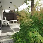 Dom wakacyjny Entire House, Quiet Location, Garden, Parking