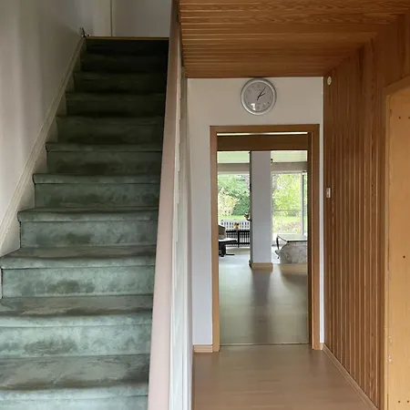 Entire House, Quiet Location, Garden, Parking Prázdninový dům *
