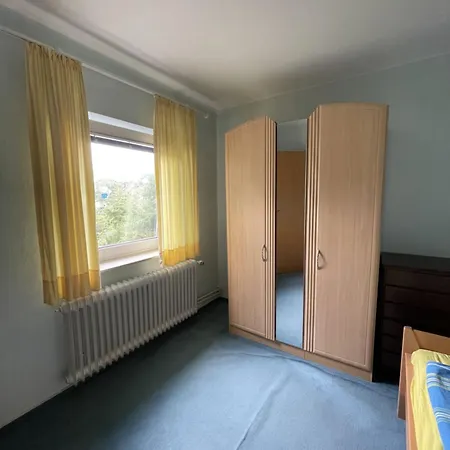 Entire House, Quiet Location, Garden, Parking Bielefeld