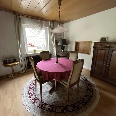 Holiday home Entire House, Quiet Location, Garden, Parking *