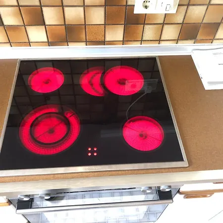 Entire House, Quiet Location, Garden, Parking Holiday home Bielefeld