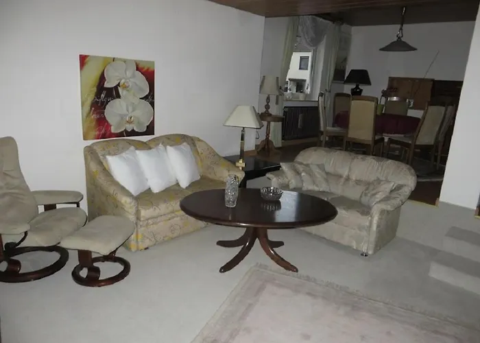 Entire House, Quiet Location, Garden, Parking