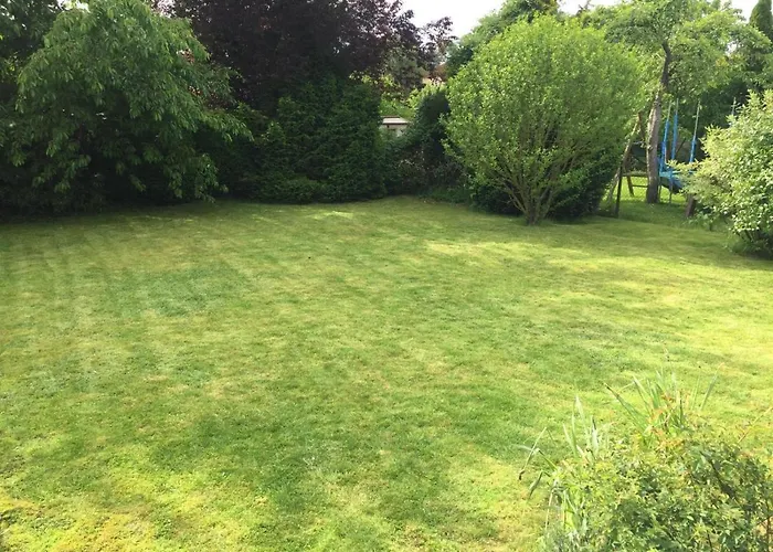 Holiday home Entire House, Quiet Location, Garden, Parking *