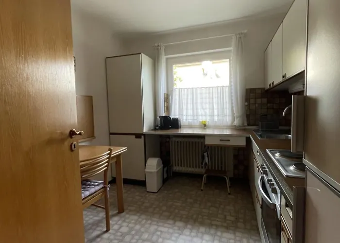 Entire House, Quiet Location, Garden, Parking Holiday home Bielefeld